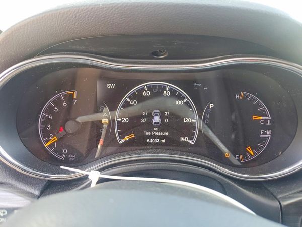2022 JEEP GRAND CHEROKEE