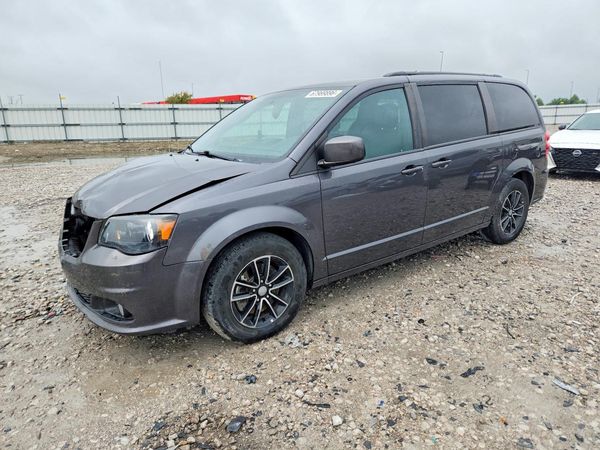 2018 DODGE CARAVAN GT (US), GT FWD (Can) — Front 3/4