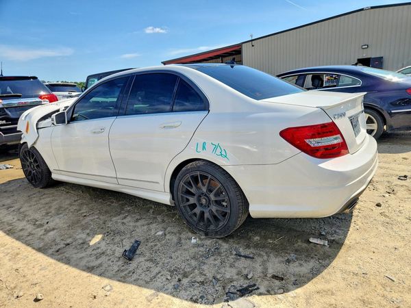 2013 MERCEDES-BENZ C C300