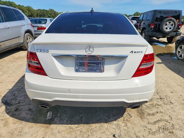 2013 MERCEDES-BENZ C C300