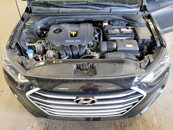 2018 HYUNDAI ELANTRA SE