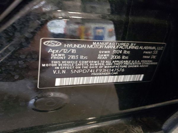 2018 HYUNDAI ELANTRA SE