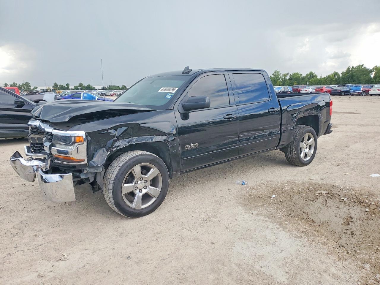 2017 CHEVROLET SILVERADO LT