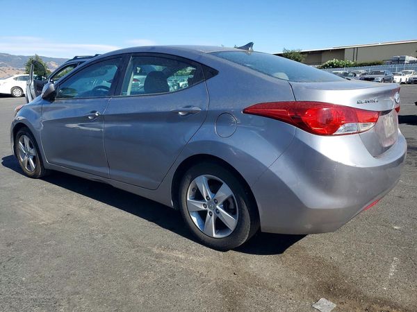 2012 HYUNDAI ELANTRA