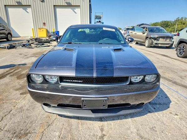 2013 DODGE CHALLENGER