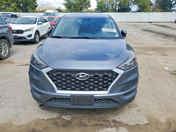 2021 HYUNDAI TUCSON SE