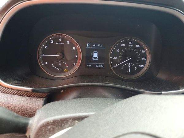 2021 HYUNDAI TUCSON SE