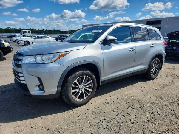 2019 TOYOTA HIGHLANDER