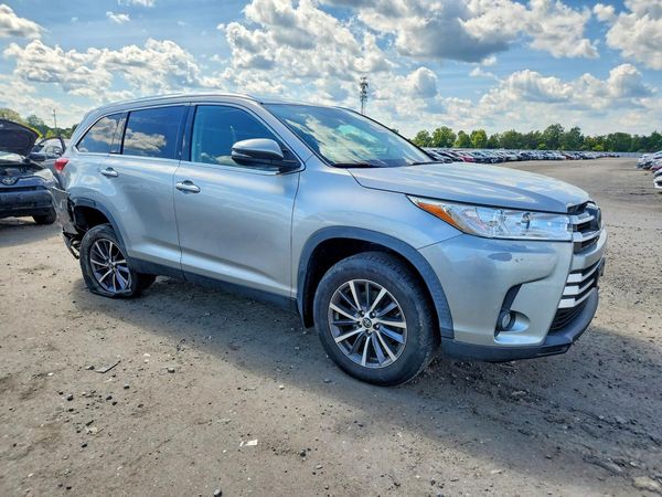 2019 TOYOTA HIGHLANDER
