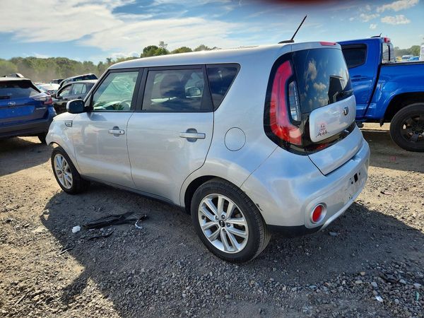 2018 KIA SOUL