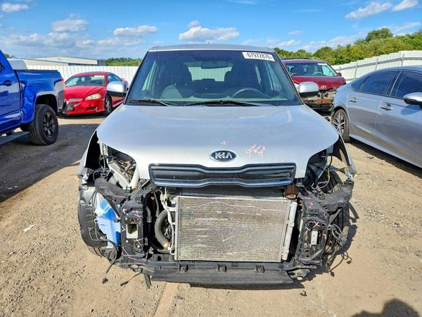 2018 KIA SOUL