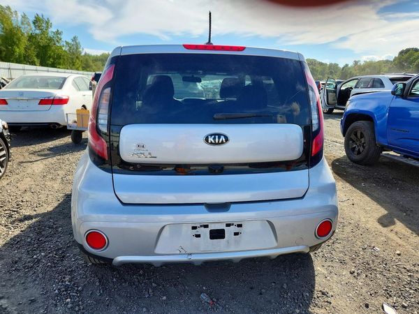 2018 KIA SOUL