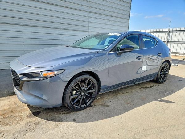 2025 MAZDA 3 Preferred Package — Front 3/4