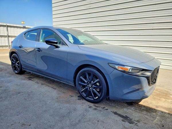 2025 MAZDA 3 Preferred Package — Passenger 3/4