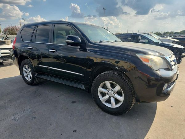 2013 LEXUS GX 460 Base