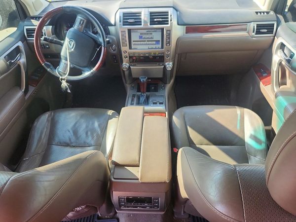2013 LEXUS GX 460 Base