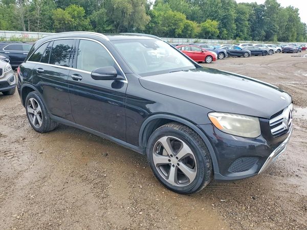 2016 MERCEDES-BENZ GLC