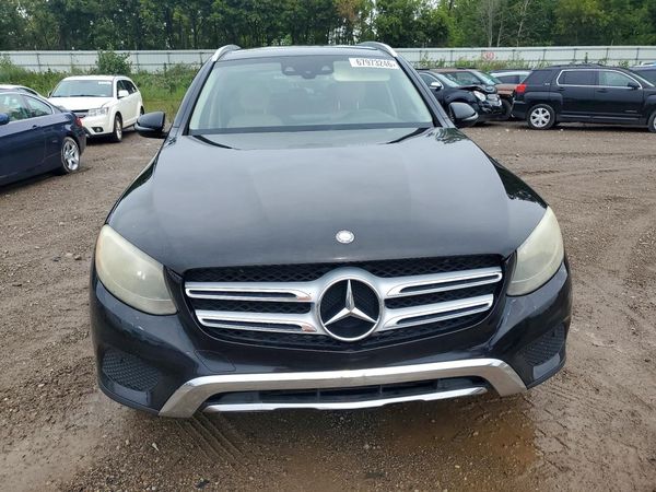 2016 MERCEDES-BENZ GLC