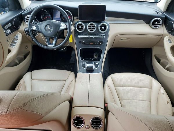 2016 MERCEDES-BENZ GLC