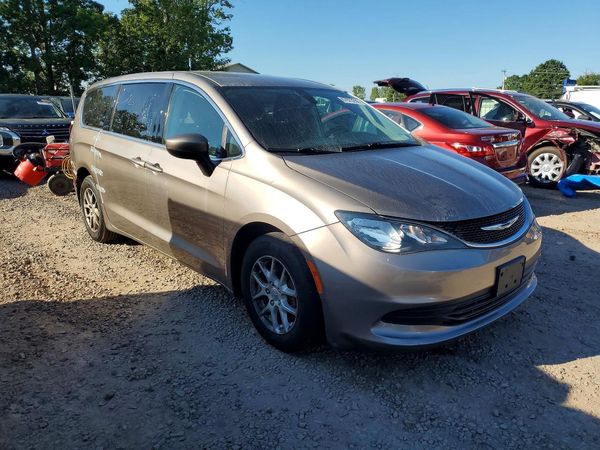 2017 CHRYSLER PACIFICA LX