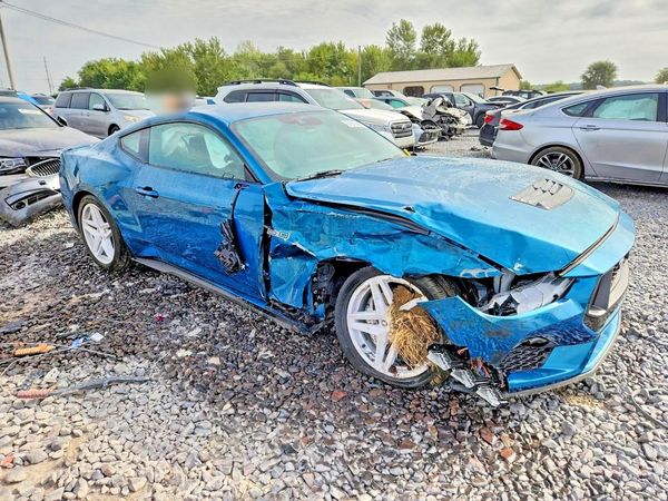 2026 FORD MUSTANG