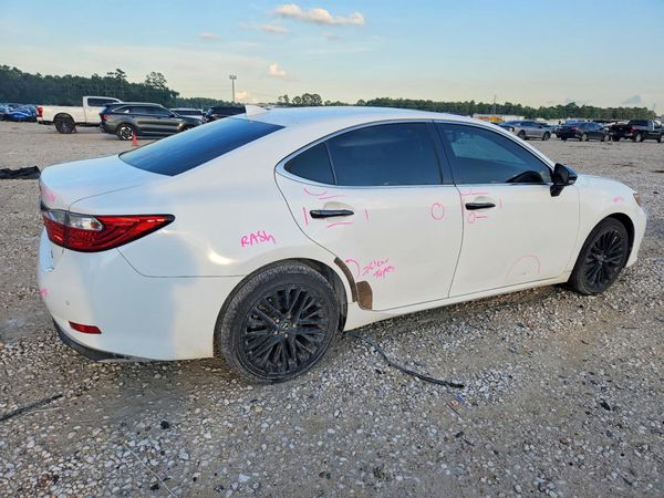 2015 LEXUS ES