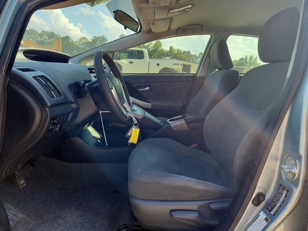 2014 TOYOTA PRIUS — DENT