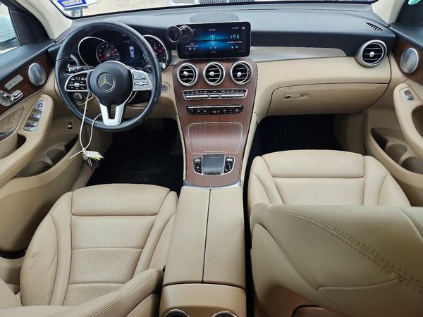 2020 MERCEDES-BENZ GLC