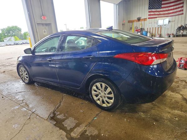 2013 HYUNDAI ELANTRA