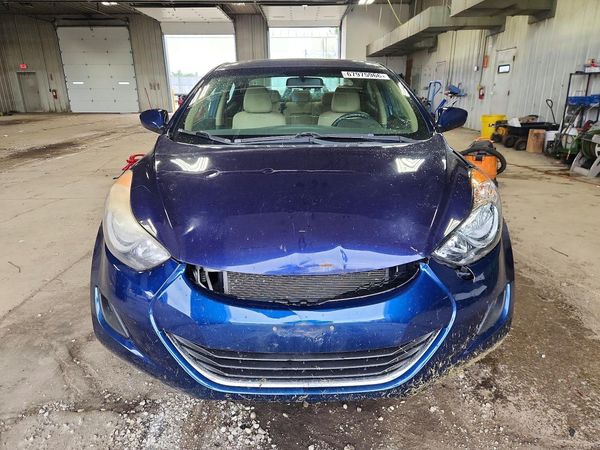 2013 HYUNDAI ELANTRA