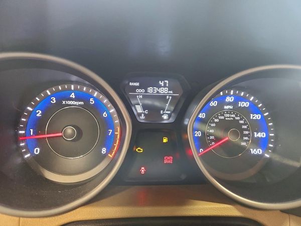 2013 HYUNDAI ELANTRA
