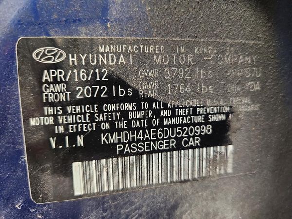 2013 HYUNDAI ELANTRA