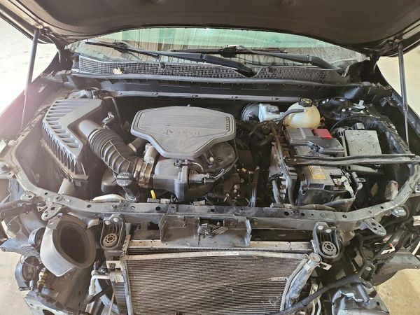 2020 CHEVROLET BLAZER 3LT — Engine bay