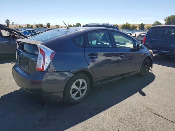 2014 TOYOTA PRIUS