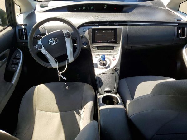 2014 TOYOTA PRIUS