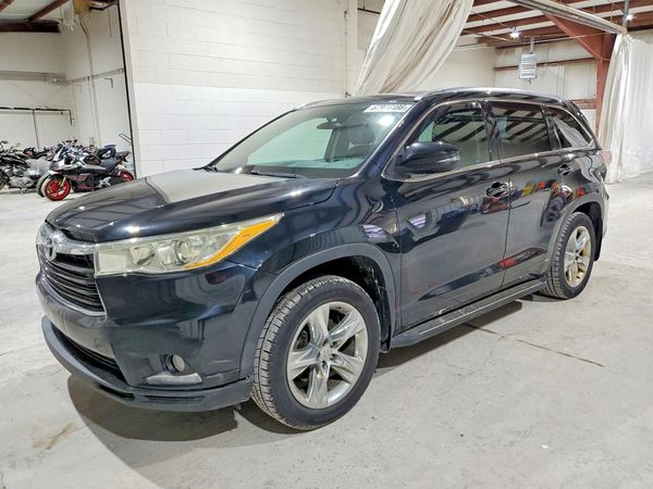 2015 TOYOTA HIGHLANDER