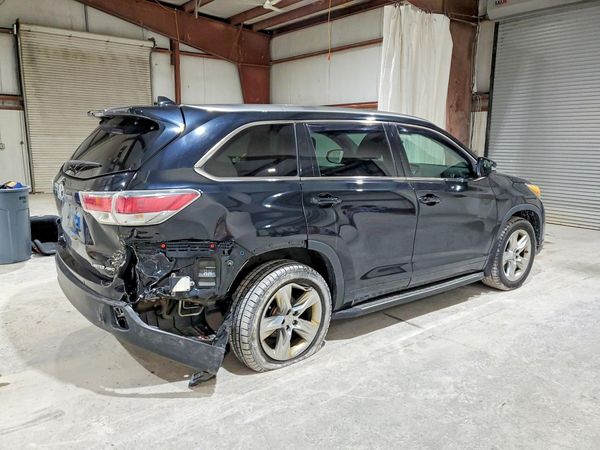 2015 TOYOTA HIGHLANDER