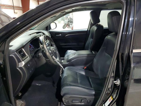 2015 TOYOTA HIGHLANDER