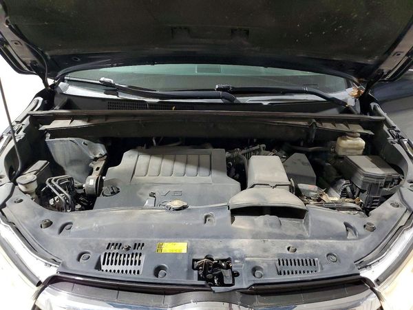 2015 TOYOTA HIGHLANDER
