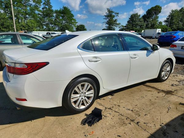 2013 LEXUS ES