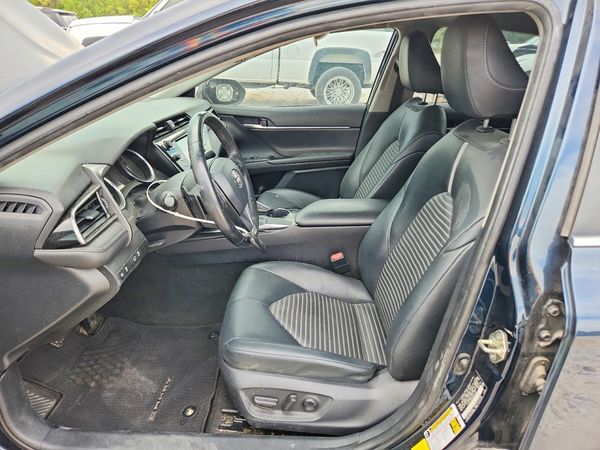 2019 TOYOTA CAMRY