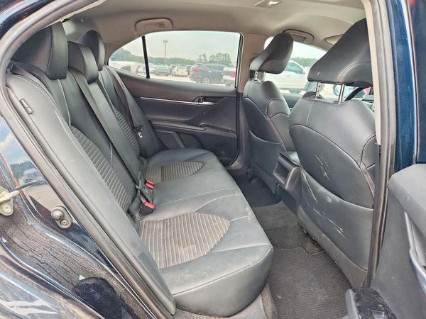 2019 TOYOTA CAMRY