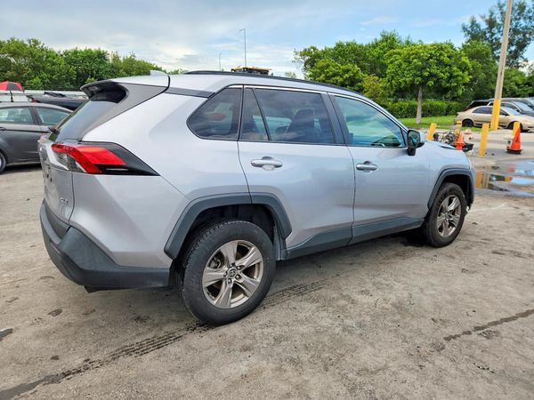 2022 TOYOTA RAV4