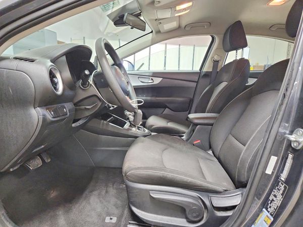 2024 KIA FORTE LX, LXS — DENT