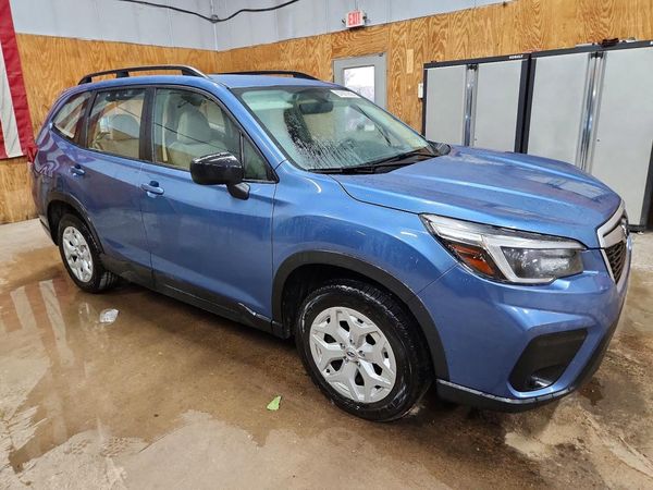 2021 SUBARU FORESTER Base