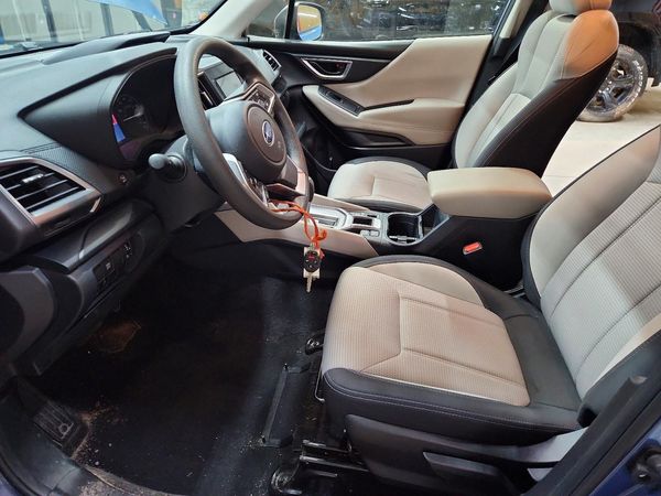 2021 SUBARU FORESTER Base