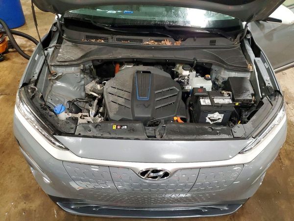 2021 HYUNDAI KONA