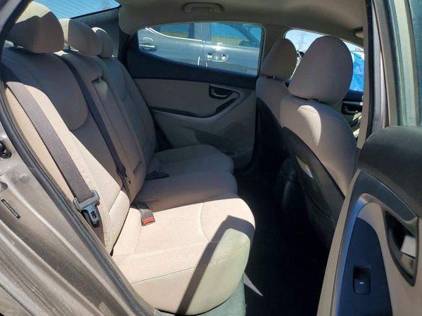 2014 HYUNDAI ELANTRA GLS(Middle)