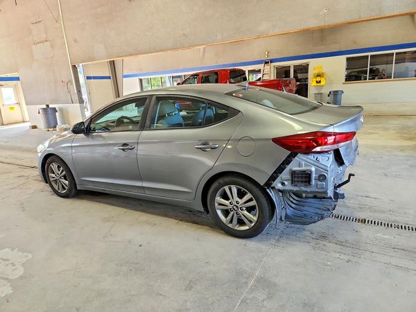 2017 HYUNDAI ELANTRA