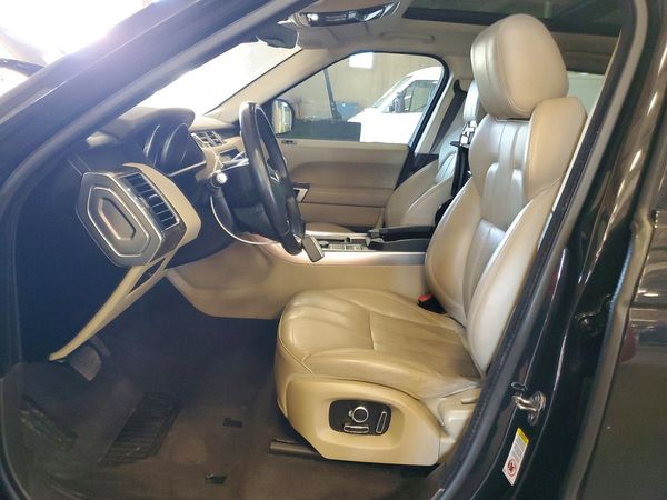 2017 LAND ROVER RANGEROVER HSE — DENT